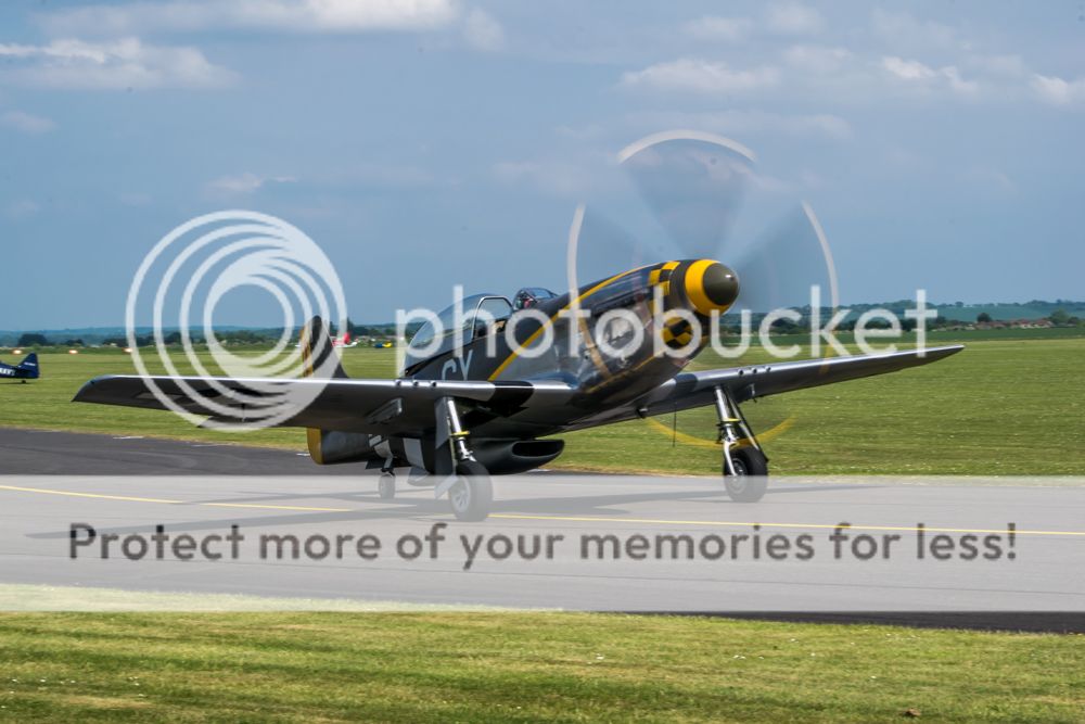 http://i478.photobucket.com/albums/rr141/Deetektor/Duxford%20May%202016/Dux%2063_zpsresqq4is.jpg
