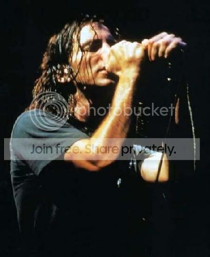 Eddie Vedder photo: Eddie Vedder 377015443_5_pPMD.jpg