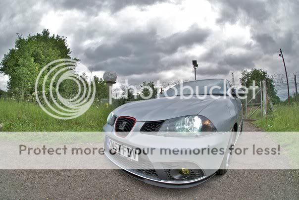 35682_282991429974_513904974_969920.jpg